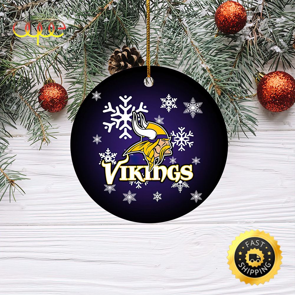 Minnesota Vikings Merry Christmas Circle Ornament Gigapixel Art Scale 6 00x