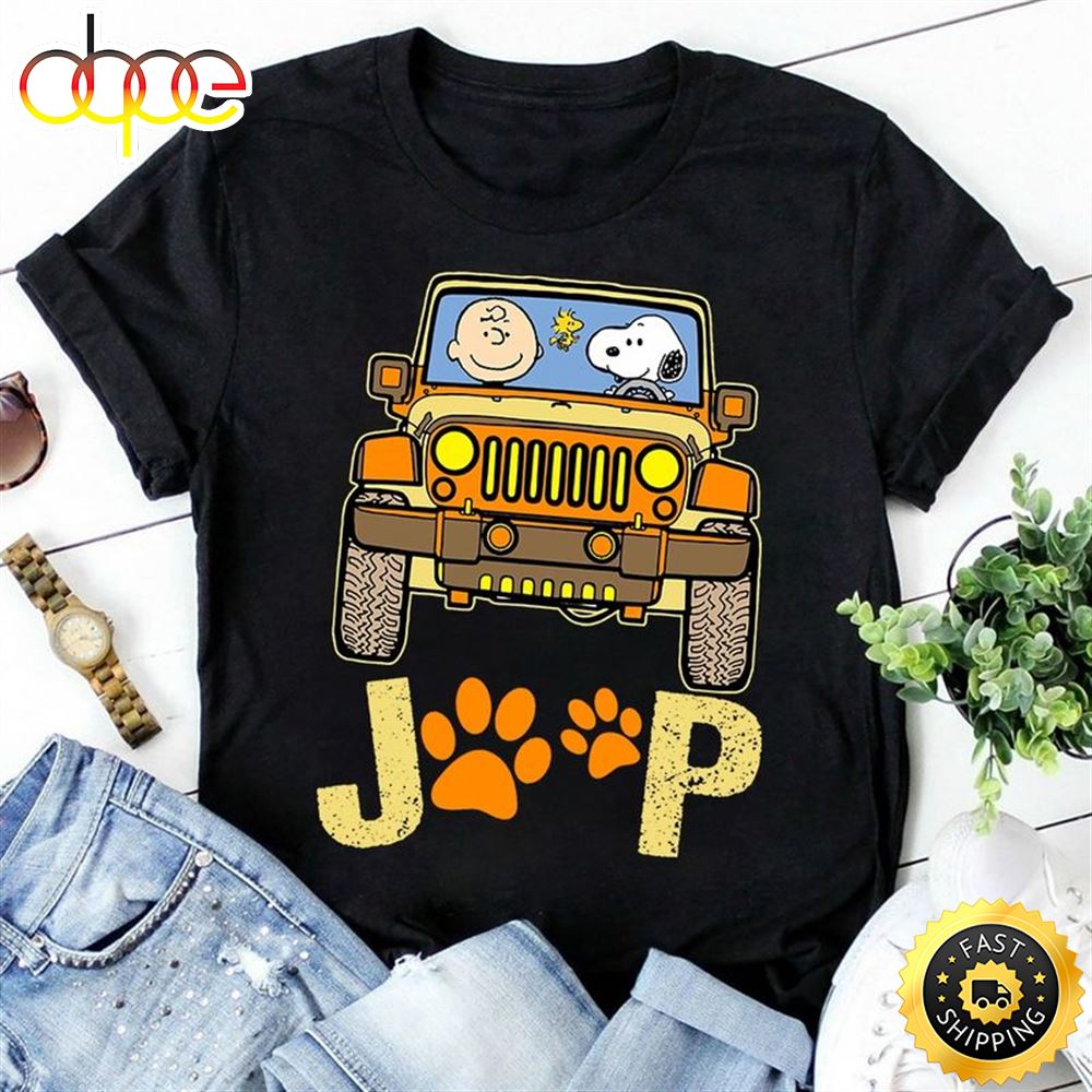 Snoopy And Charlie Brown Jeep Paw Dog T-shirt Black – Musicdope80s.com