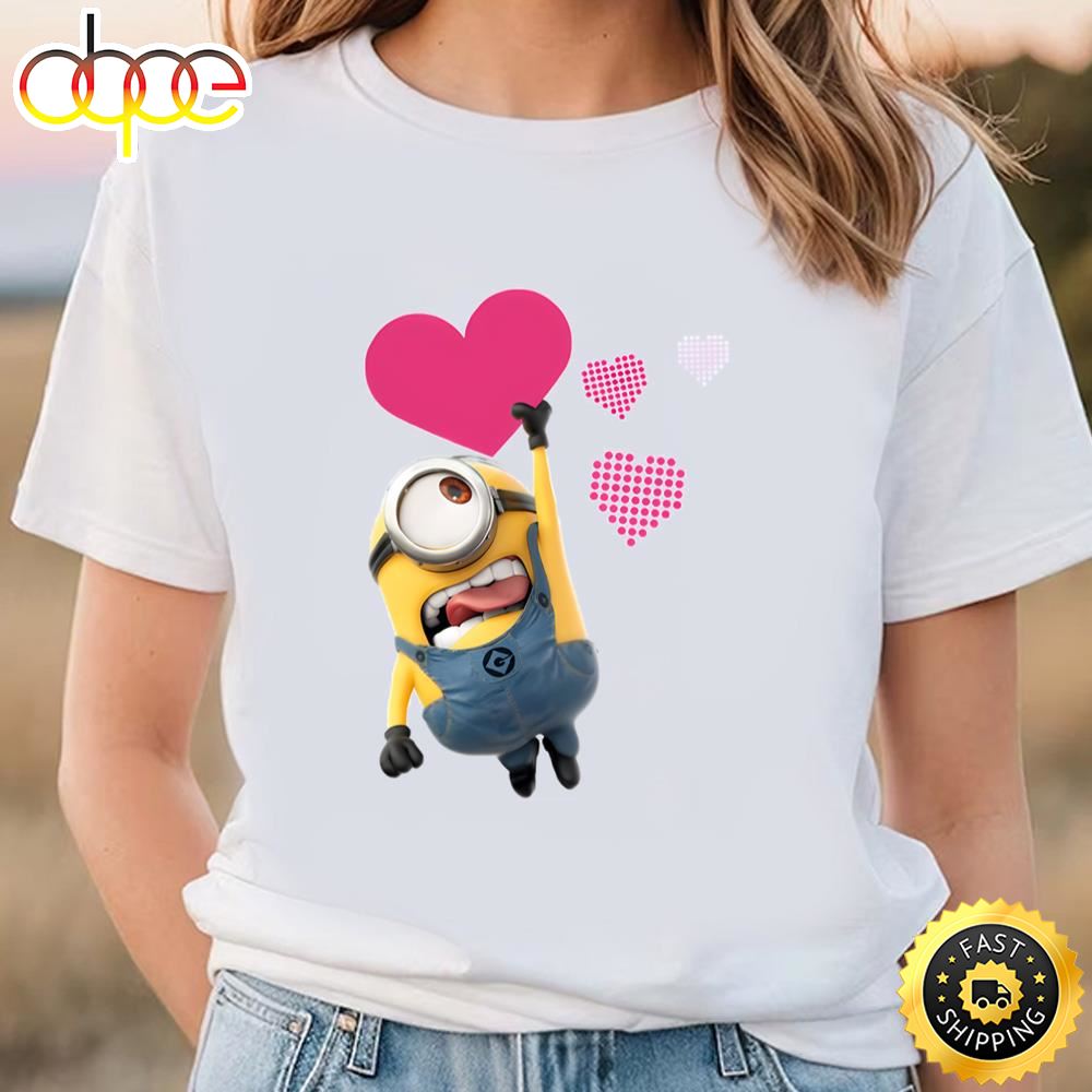 Minion With Heart Valentine’s Day T Shirts