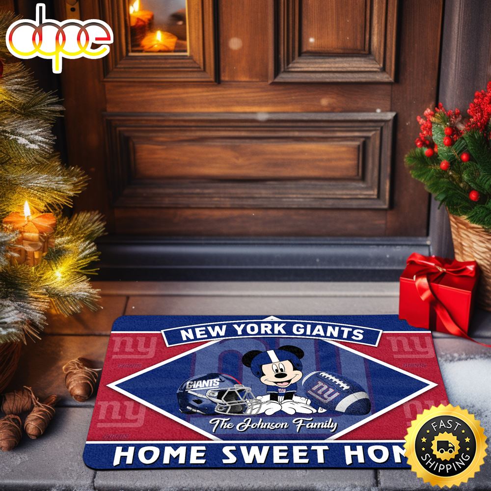 New York Giants Doormat Custom Your Family Name Sport Team And Mickey Mouse NFL Doormat Xhluiu.jpg