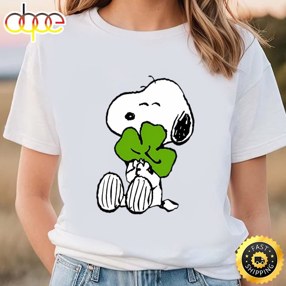 Snoopy Shamrock Hug St Patricks Day T Shirt Tshirt